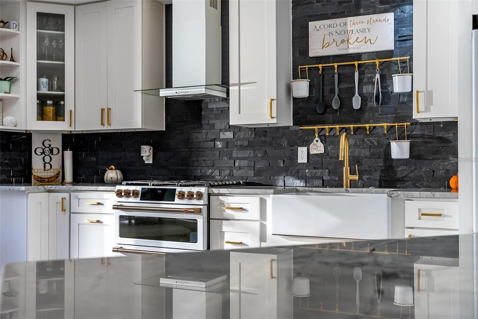 302 HERMITS TRL, ALTAMONTE SPRINGS, FL, 32701