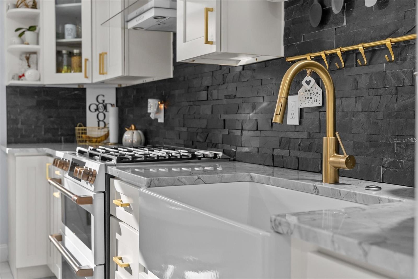 302 HERMITS TRL, ALTAMONTE SPRINGS, FL, 32701