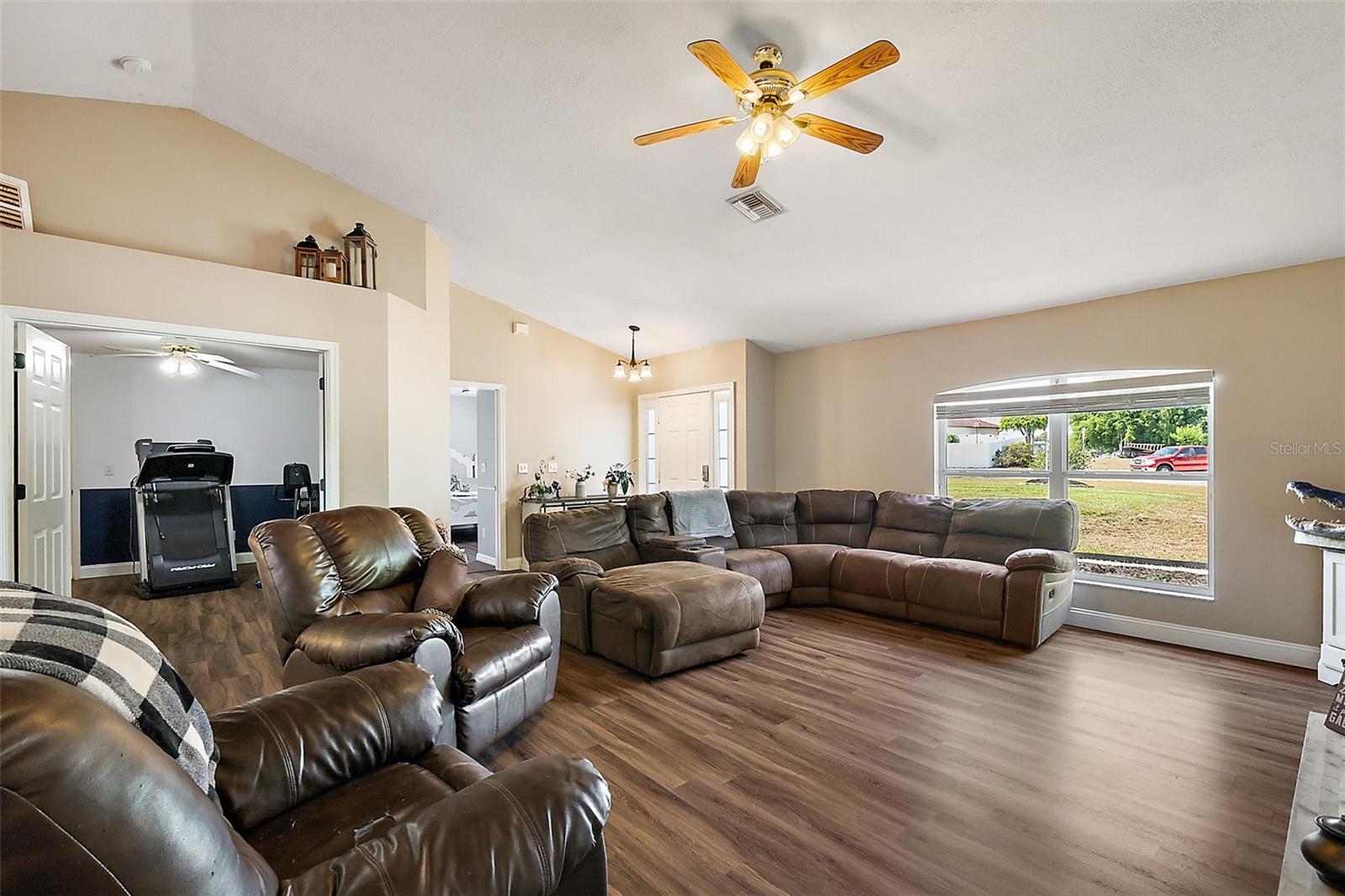 529 ED DOUGLAS RD, GROVELAND, FL, 34736