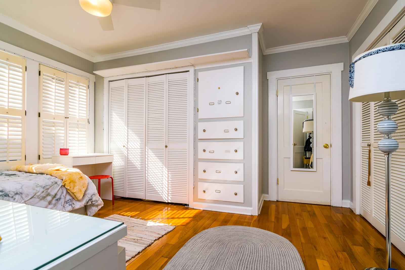 827 S DELAWARE AVE, TAMPA, FL, 33606