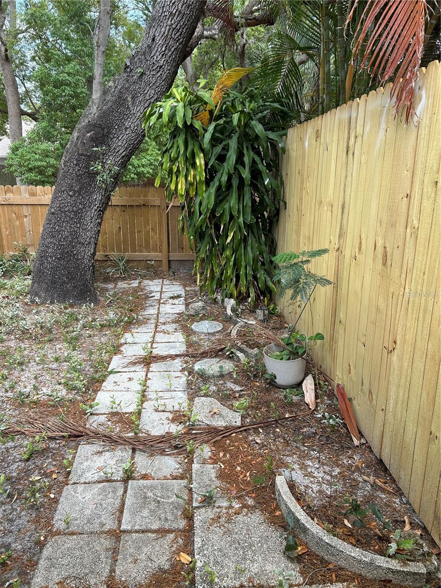 1138 DOVER CT, SAFETY HARBOR, FL, 34695