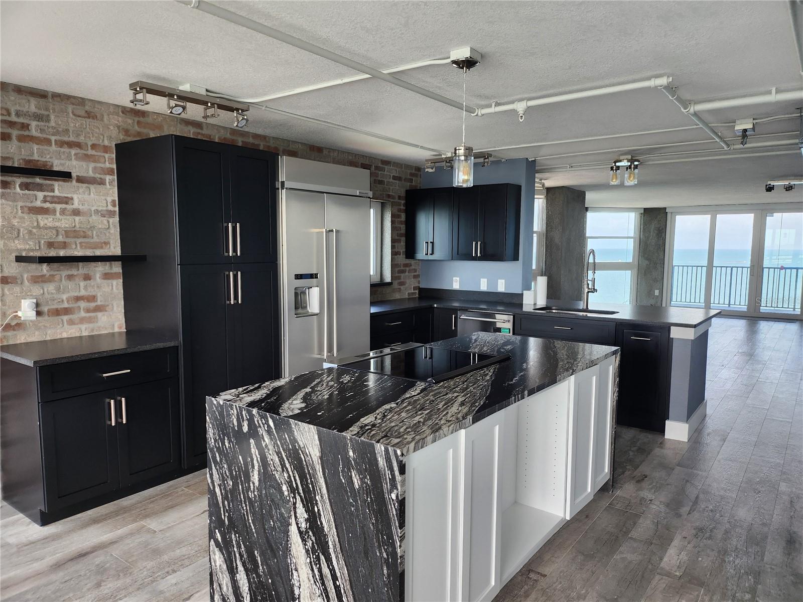 1290 GULF BLVD #1701, CLEARWATER BEACH, FL, 33767