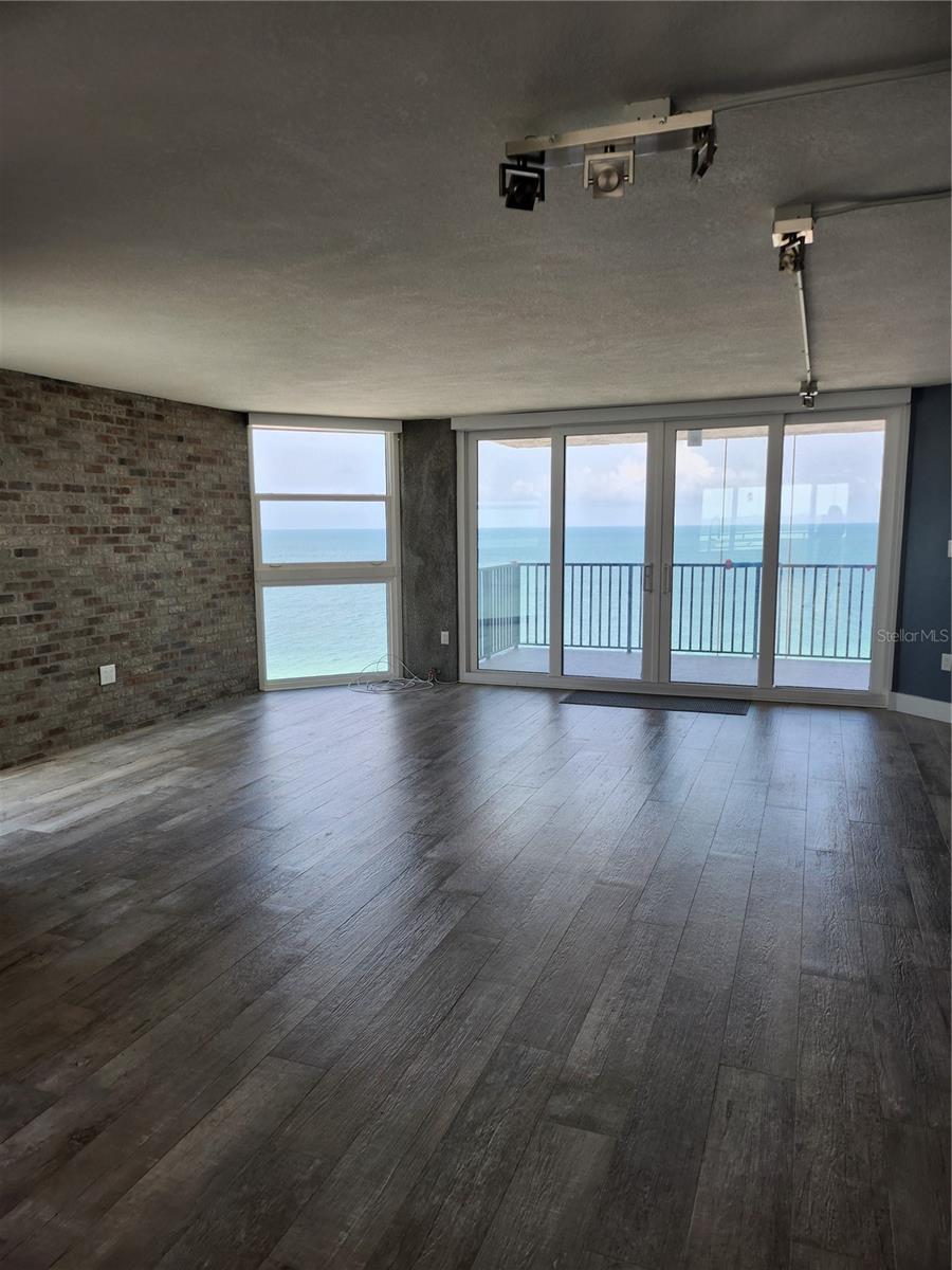 1290 GULF BLVD #1701, CLEARWATER BEACH, FL, 33767