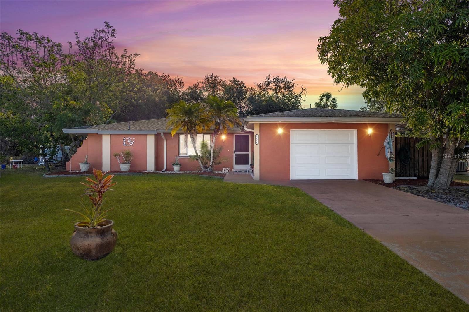 1434 BEACON DR, PORT CHARLOTTE, FL, 33952