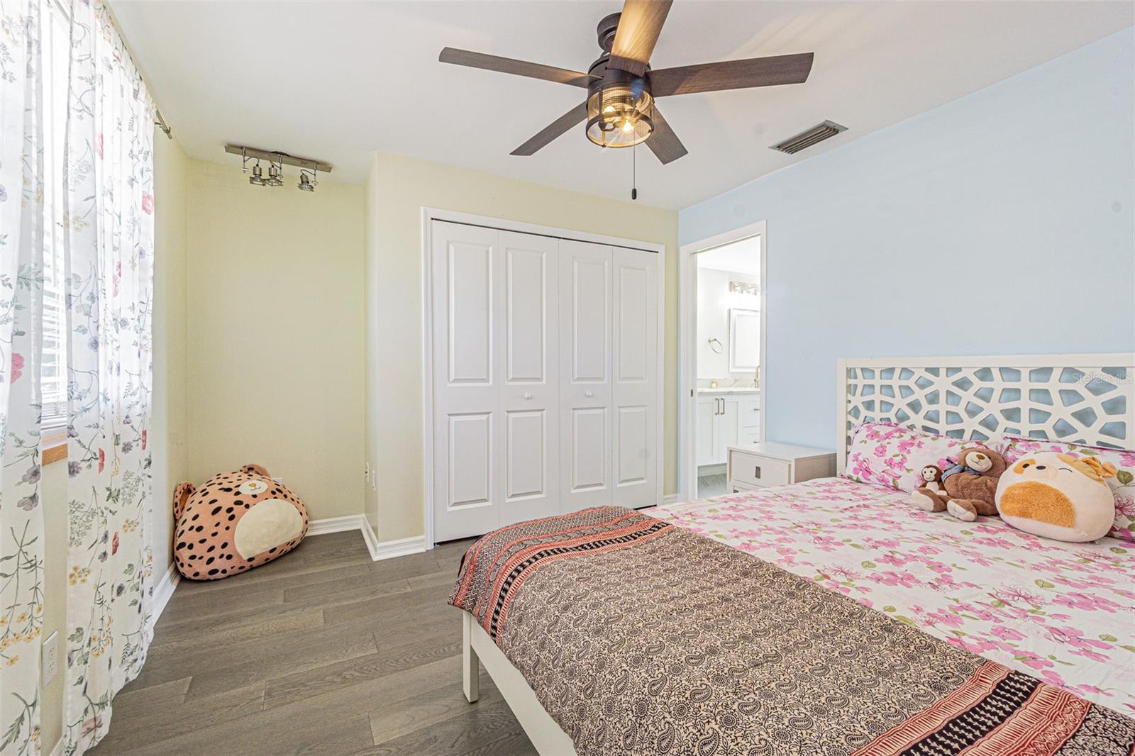 2114 S VENUS ST, TAMPA, FL, 33629