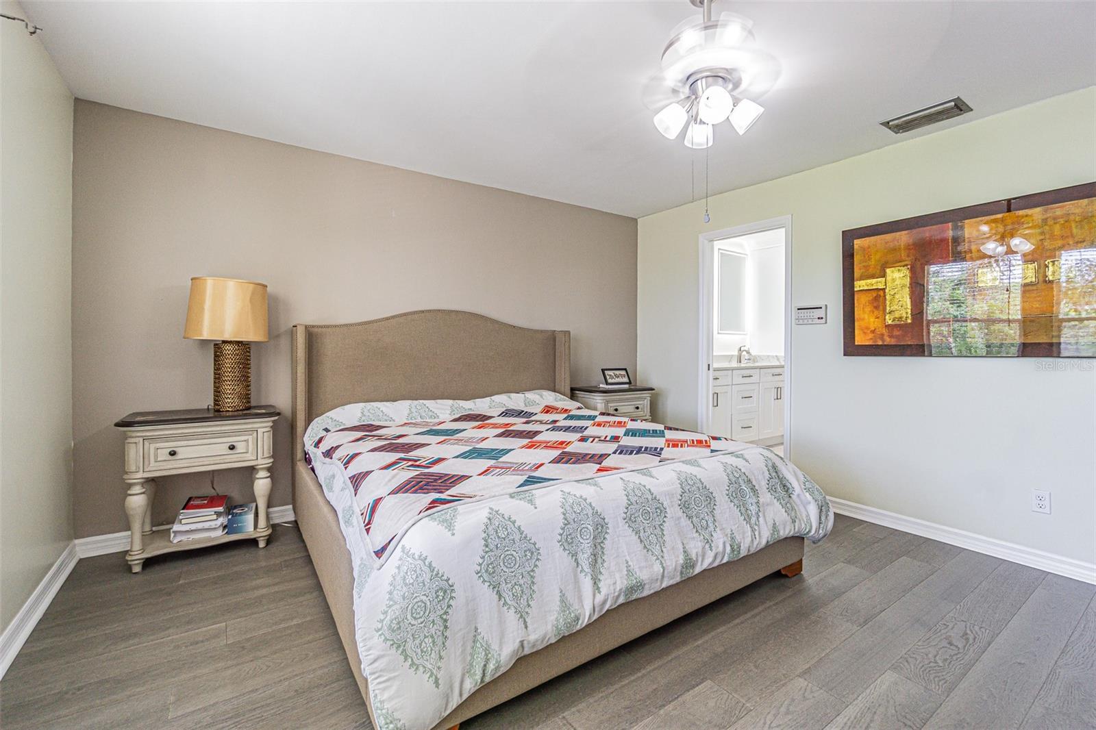 2114 S VENUS ST, TAMPA, FL, 33629