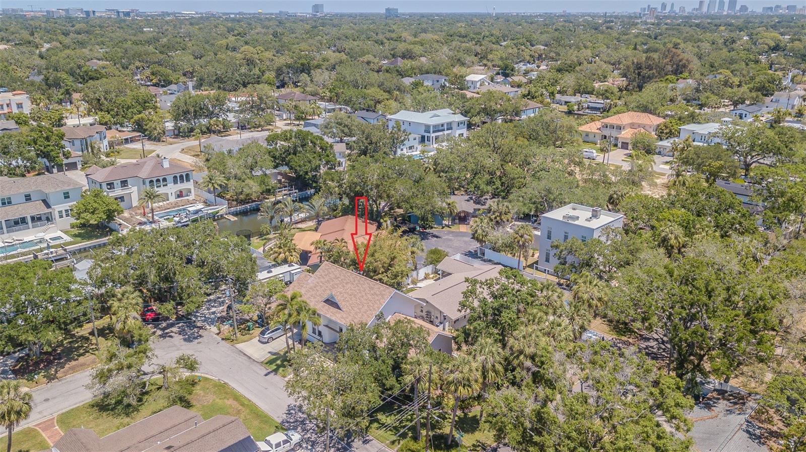 2114 S VENUS ST, TAMPA, FL, 33629