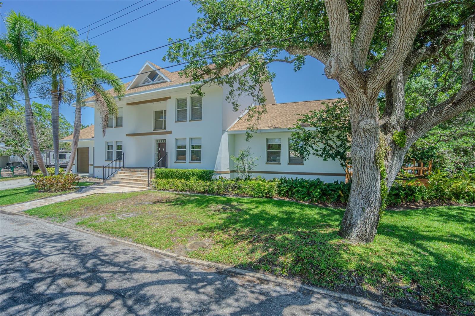 2114 S VENUS ST, TAMPA, FL, 33629