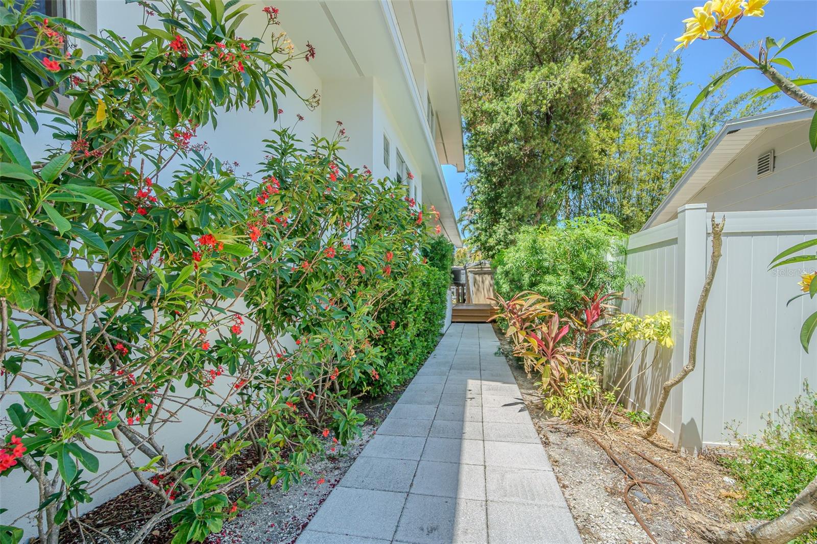 2114 S VENUS ST, TAMPA, FL, 33629