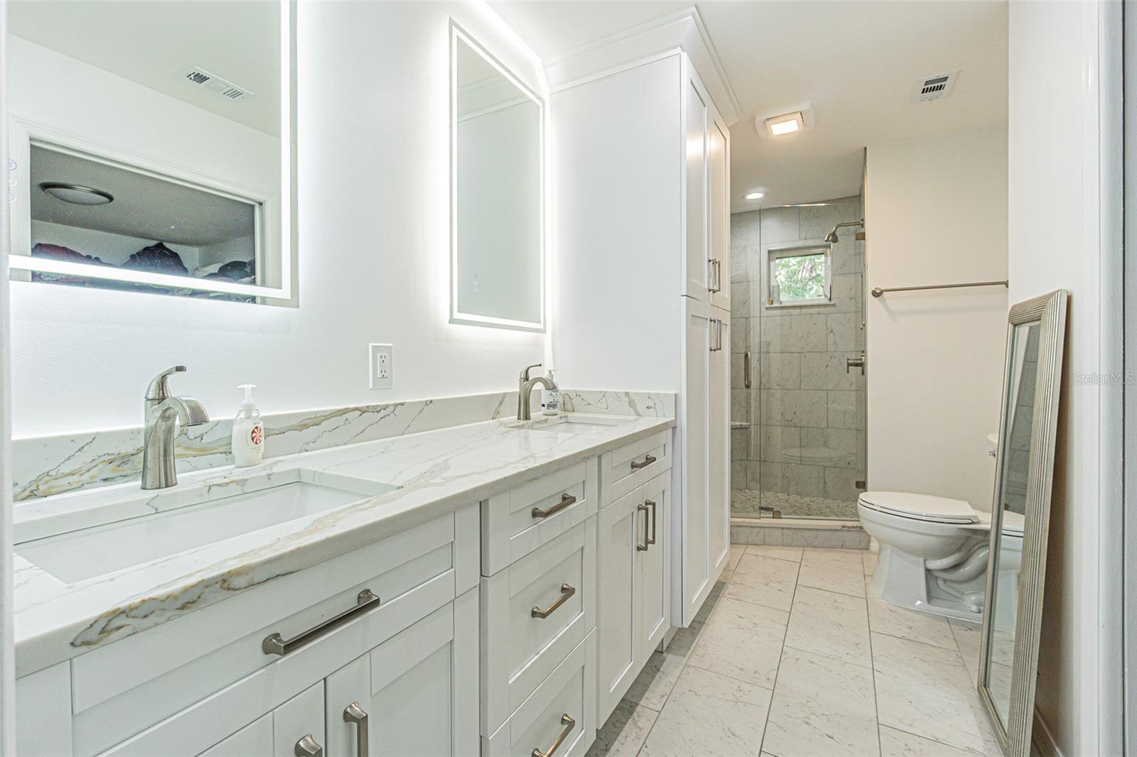 2114 S VENUS ST, TAMPA, FL, 33629