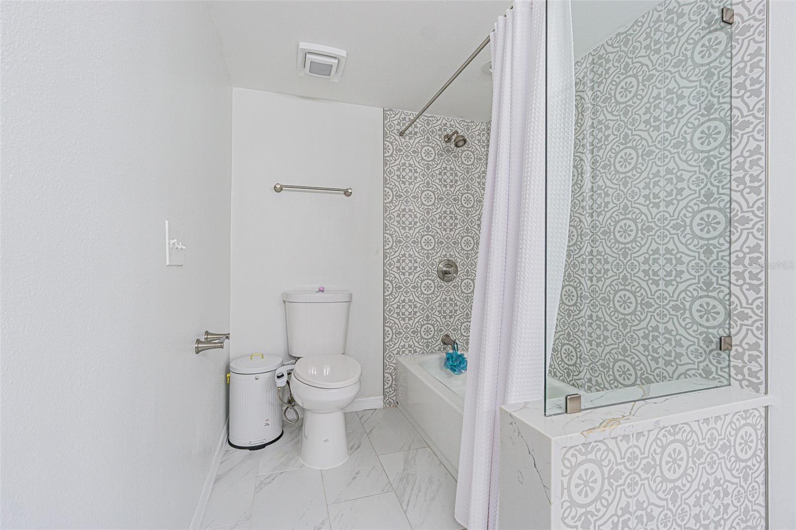 2114 S VENUS ST, TAMPA, FL, 33629