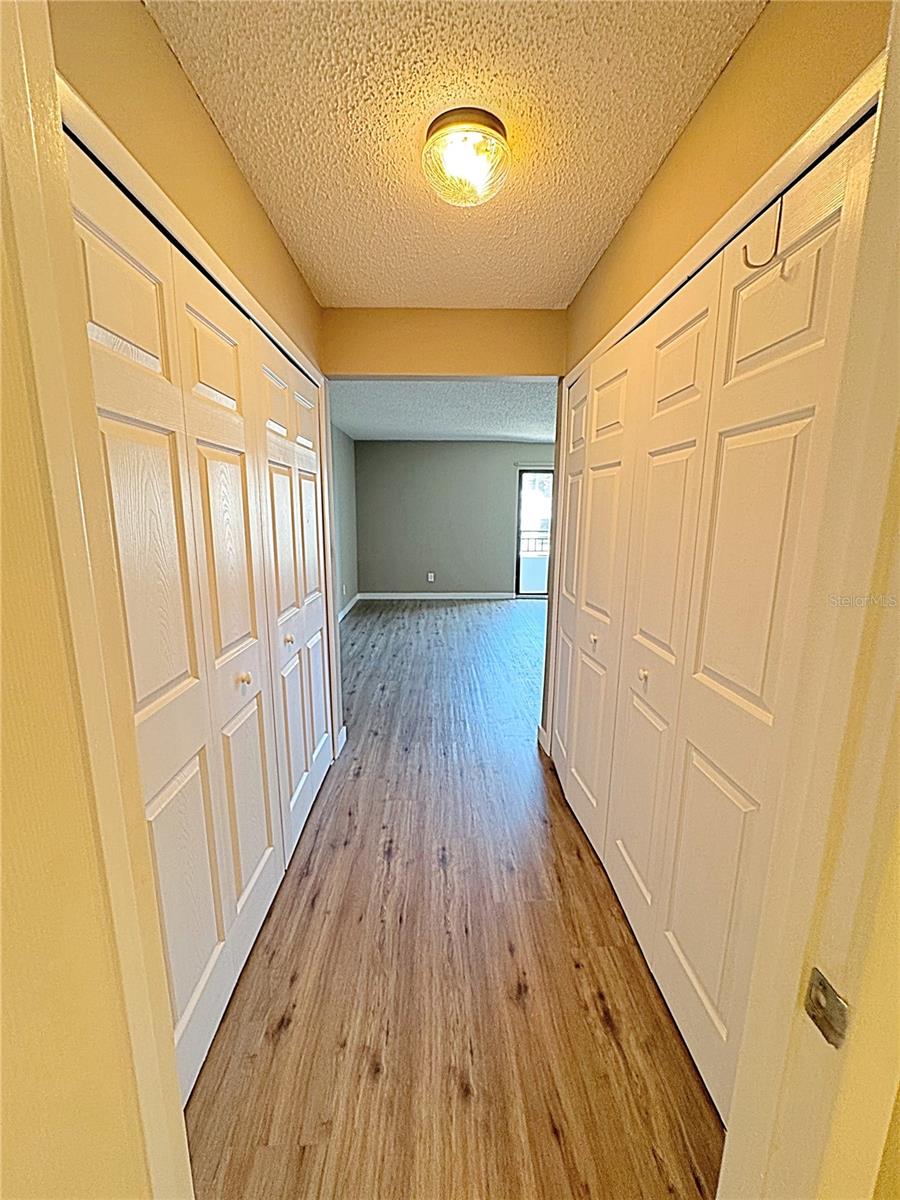 851 BAYWAY BLVD #806, CLEARWATER BEACH, FL, 33767