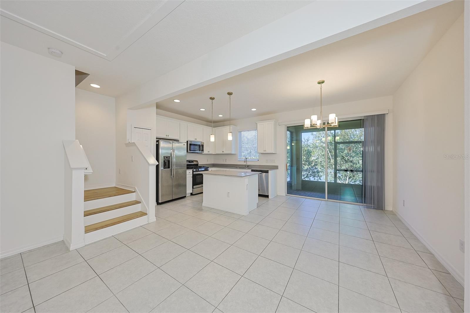 6222 CAMINO DR, APOLLO BEACH, FL, 33572