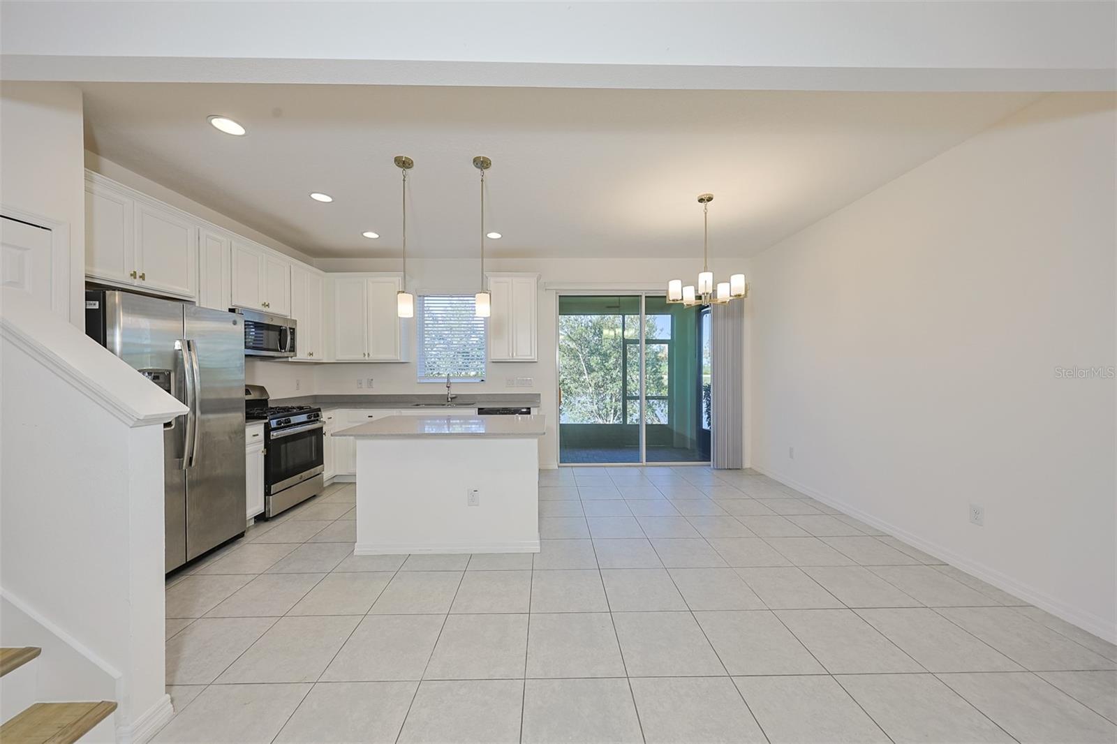 6222 CAMINO DR, APOLLO BEACH, FL, 33572