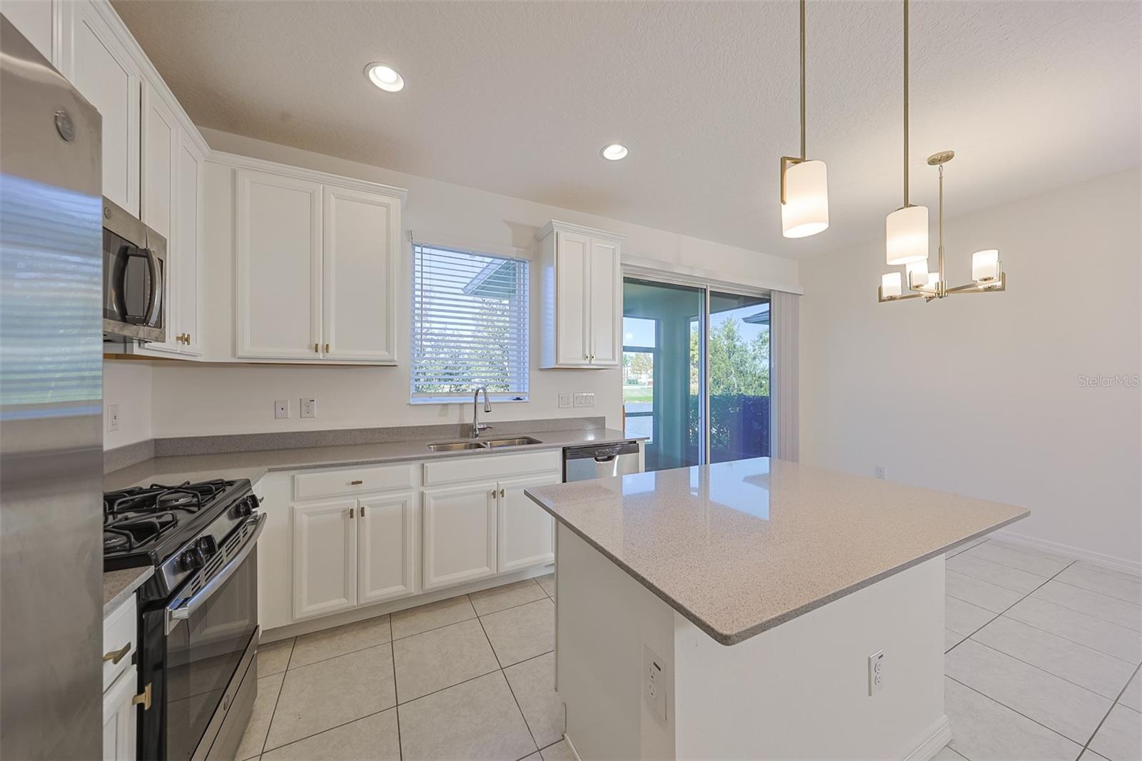 6222 CAMINO DR, APOLLO BEACH, FL, 33572