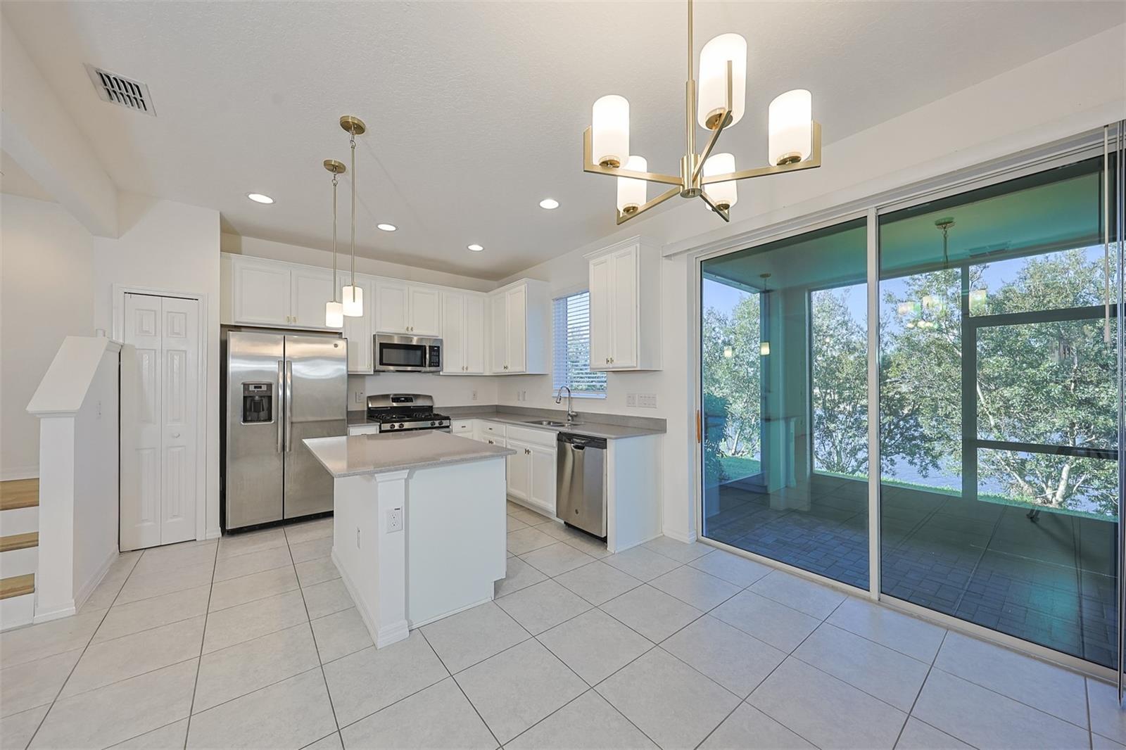 6222 CAMINO DR, APOLLO BEACH, FL, 33572