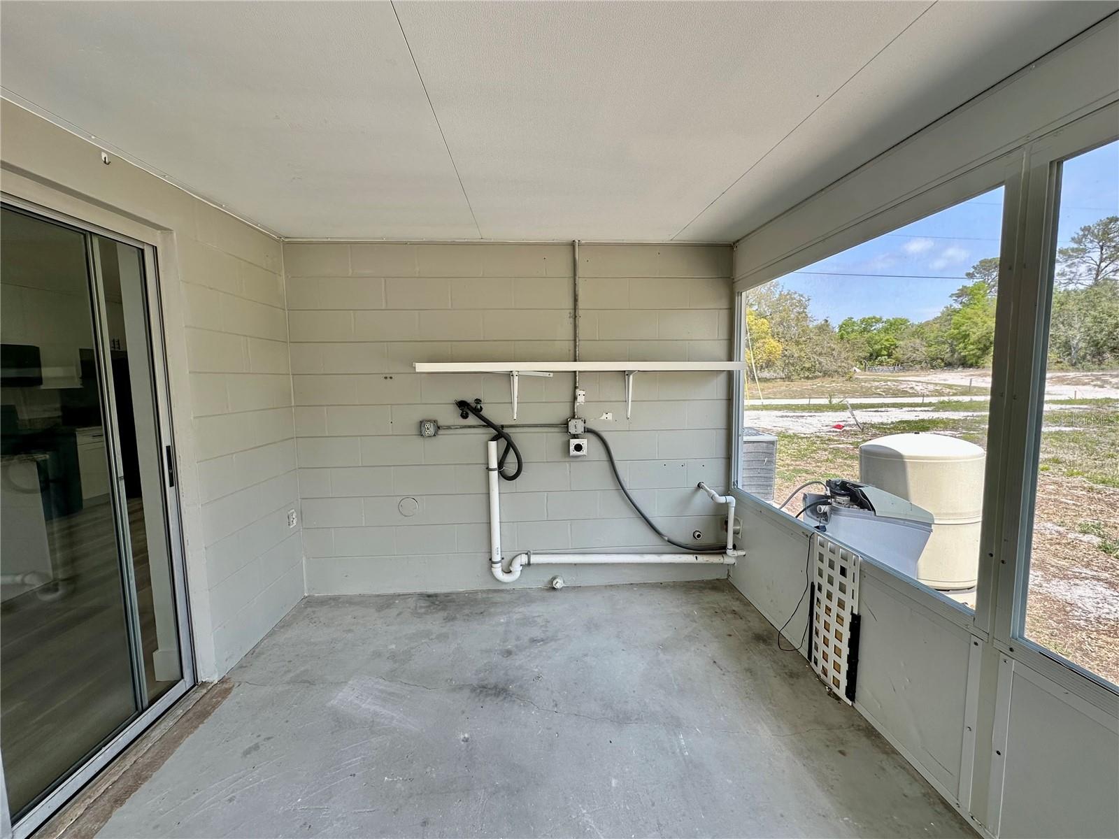 9230 WOOD DR, HUDSON, FL, 34667