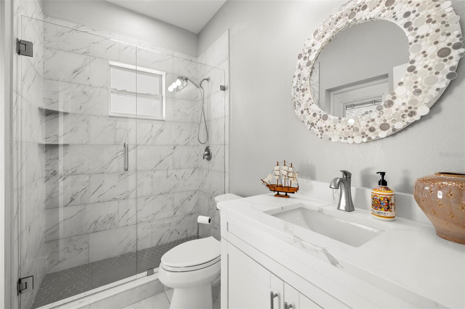 501 FLORIDA CIR N, APOLLO BEACH, FL, 33572