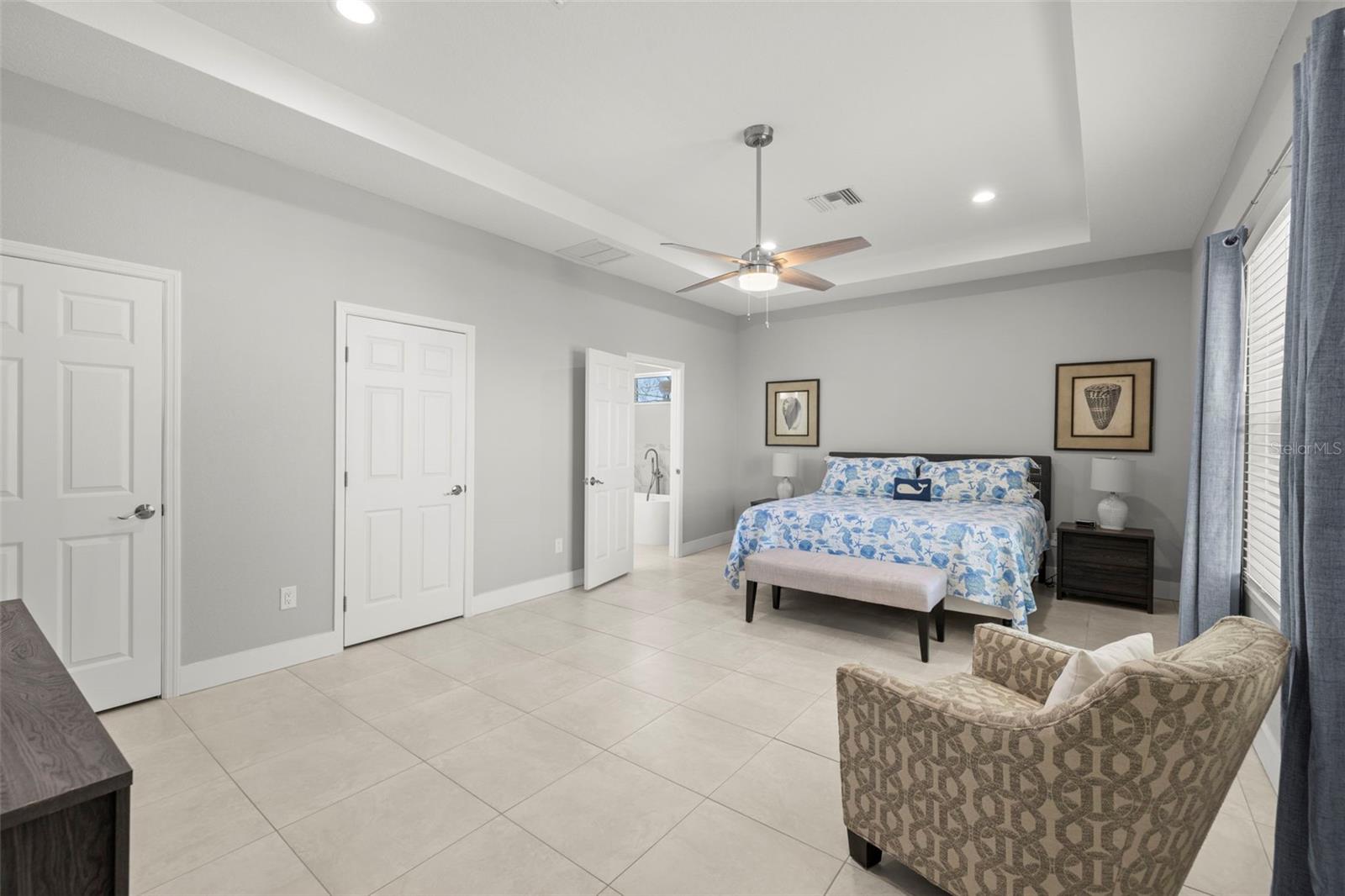 501 FLORIDA CIR N, APOLLO BEACH, FL, 33572