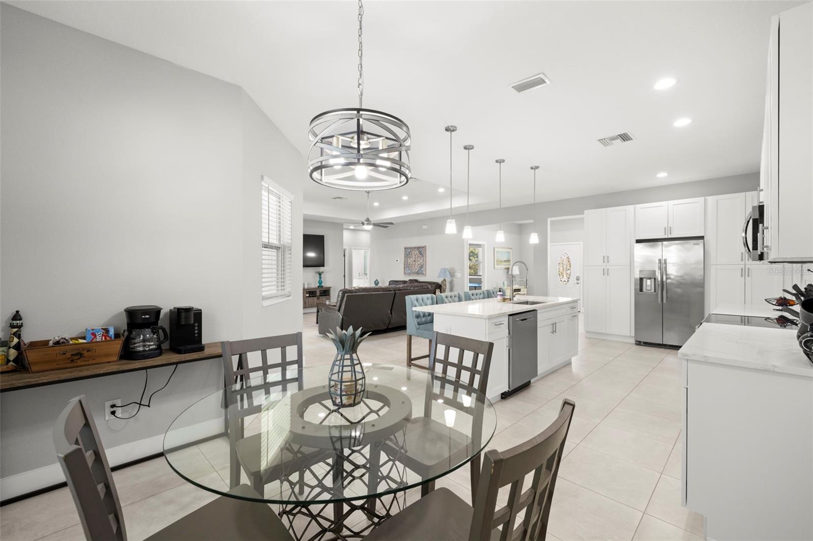 501 FLORIDA CIR N, APOLLO BEACH, FL, 33572