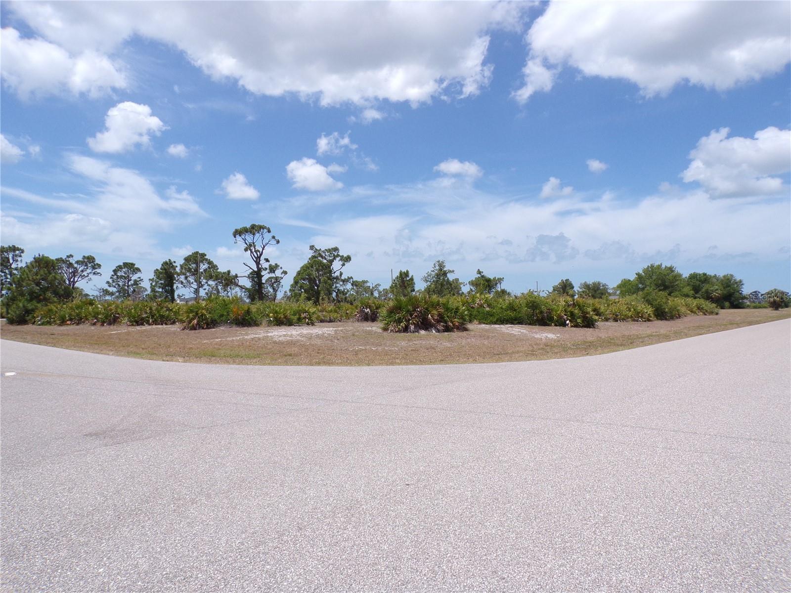 30 BRIG CIR N, PLACIDA, FL, 33946