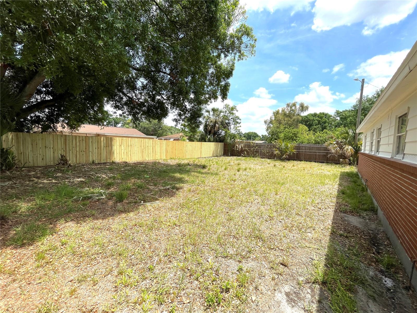 8310 CROTON AVE, TAMPA, FL, 33619