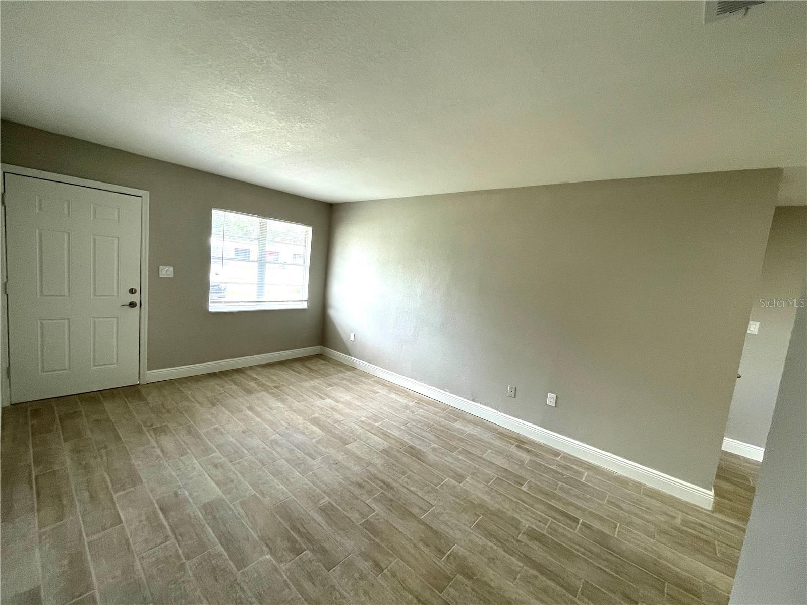 8310 CROTON AVE, TAMPA, FL, 33619