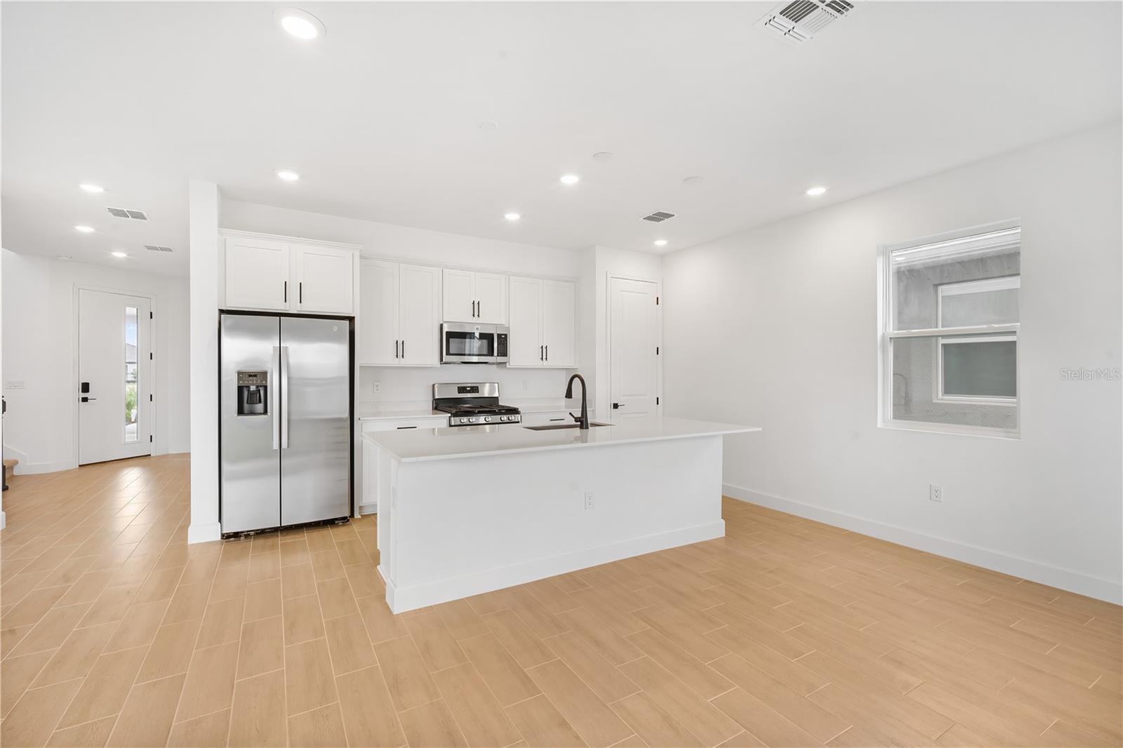 6026 JENSEN VIEW AVE, APOLLO BEACH, FL, 33572