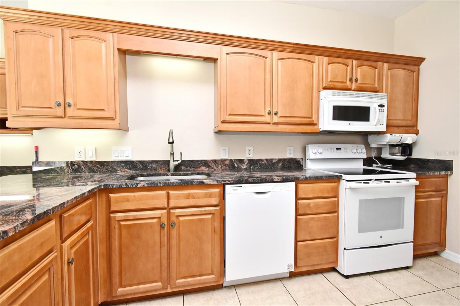 3441 HICKORY CREEK RD, DELTONA, FL, 32738