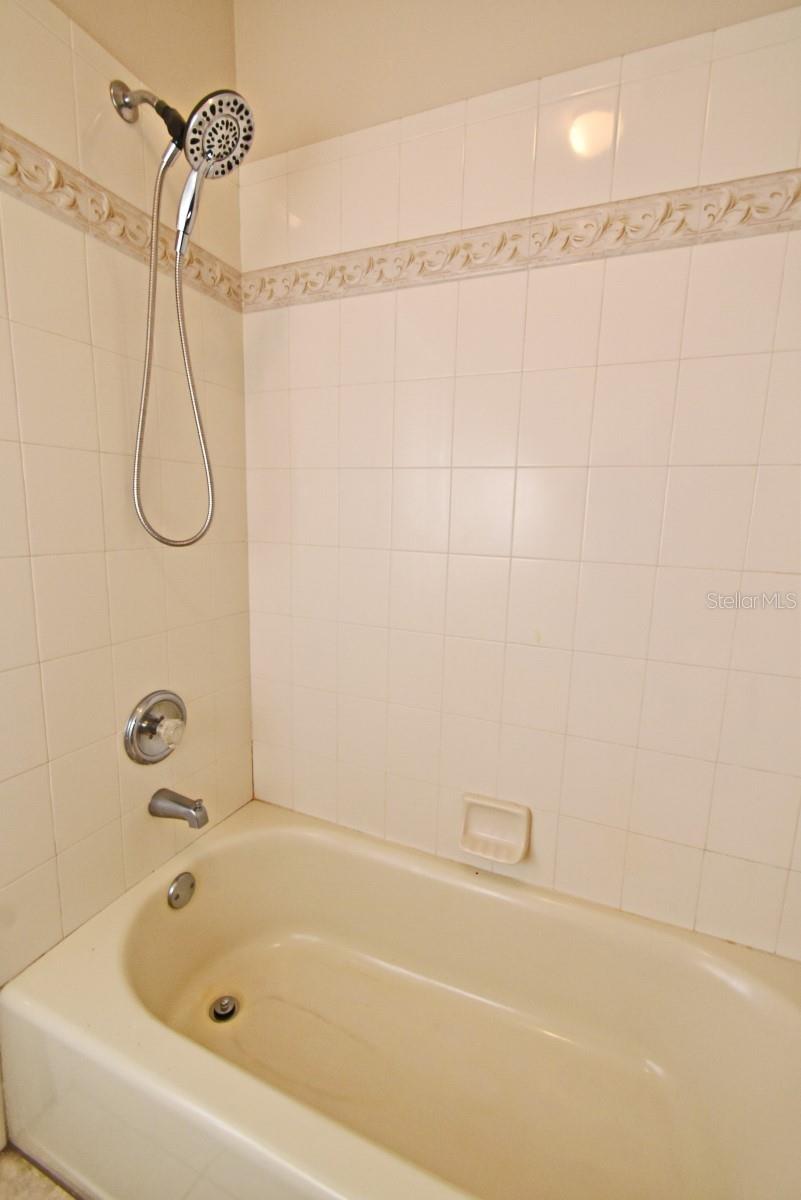 3441 HICKORY CREEK RD, DELTONA, FL, 32738