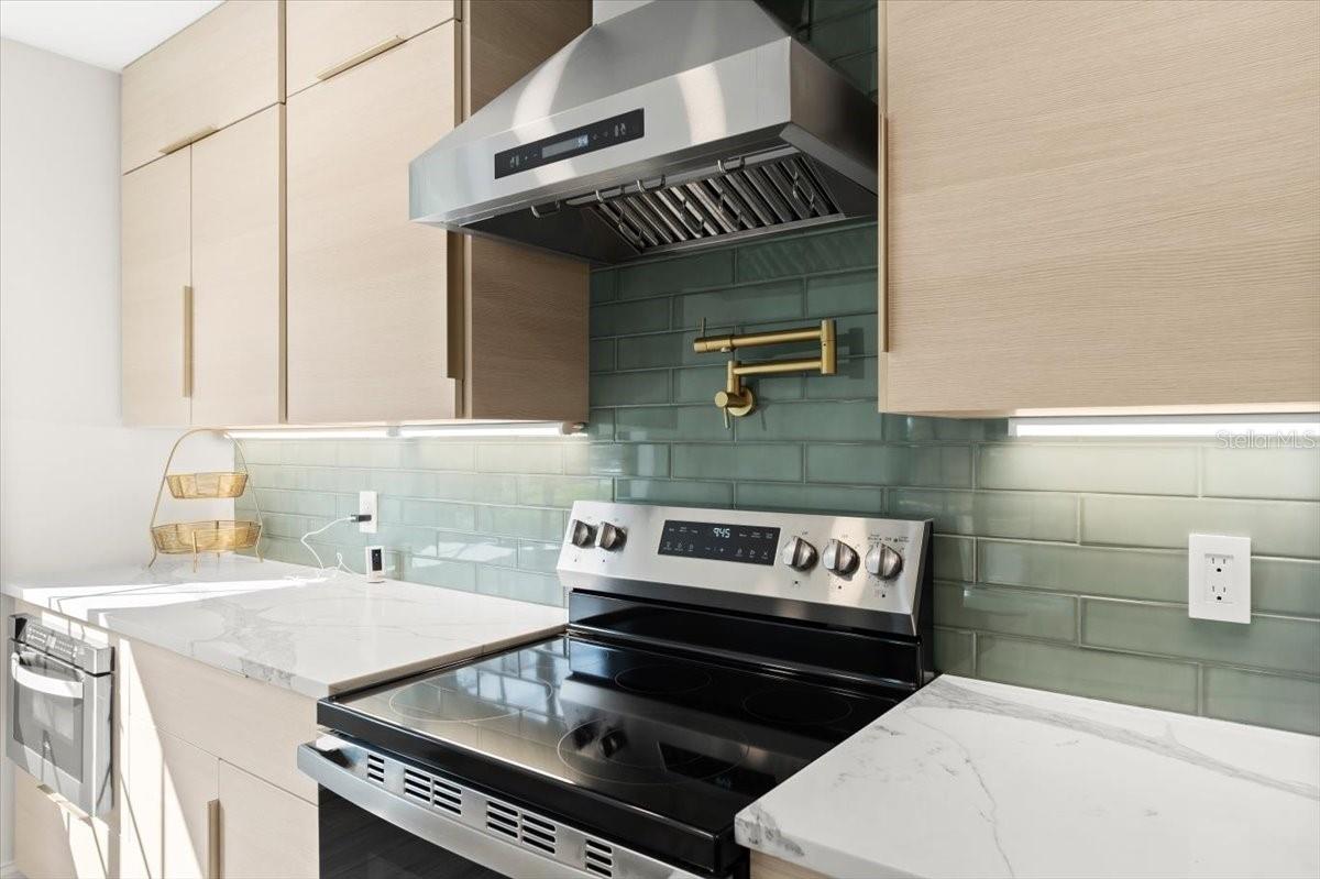 1841 SPRUCE CREEK BLVD, PORT ORANGE, FL, 32128