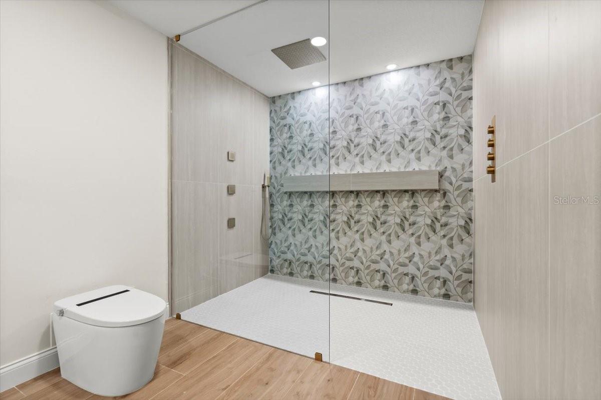 1841 SPRUCE CREEK BLVD, PORT ORANGE, FL, 32128