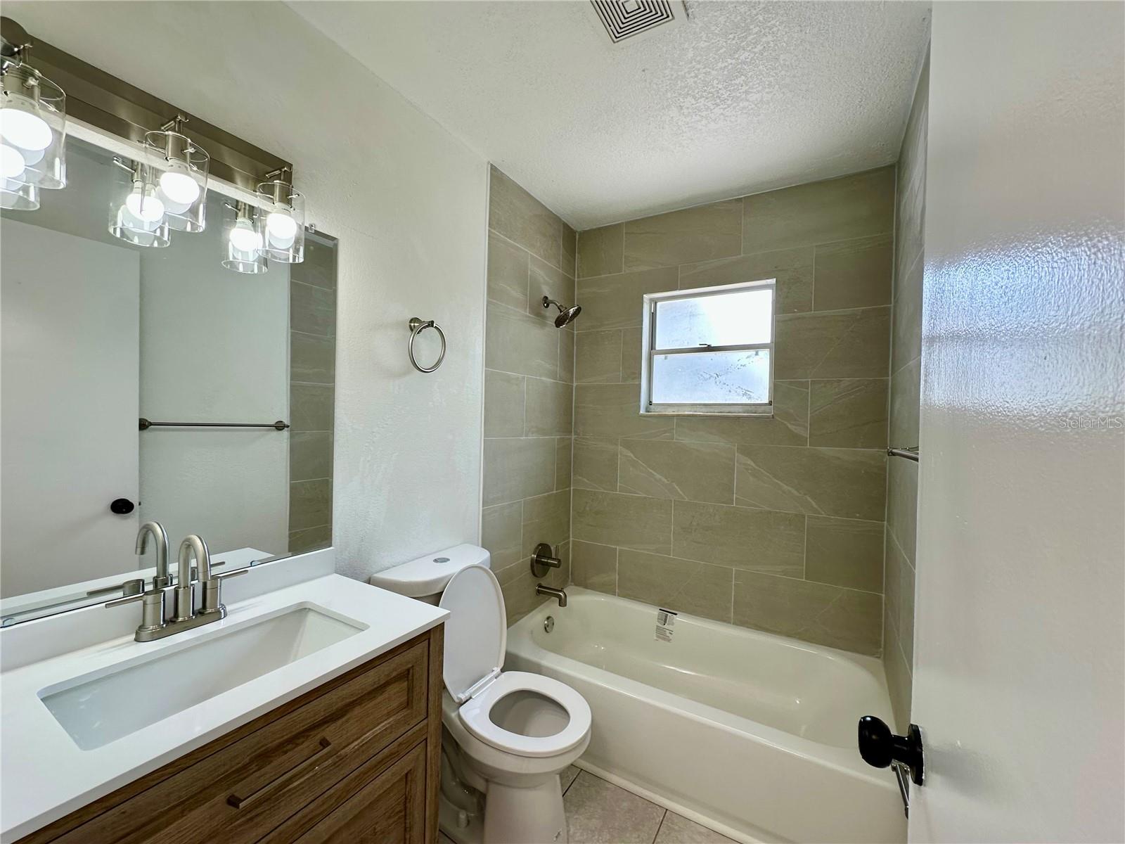 9230 WOOD DR, HUDSON, FL, 34667