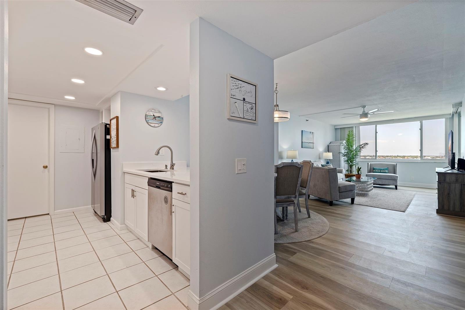 6287 BAHIA DEL MAR CIR #801, ST PETERSBURG, FL, 33715