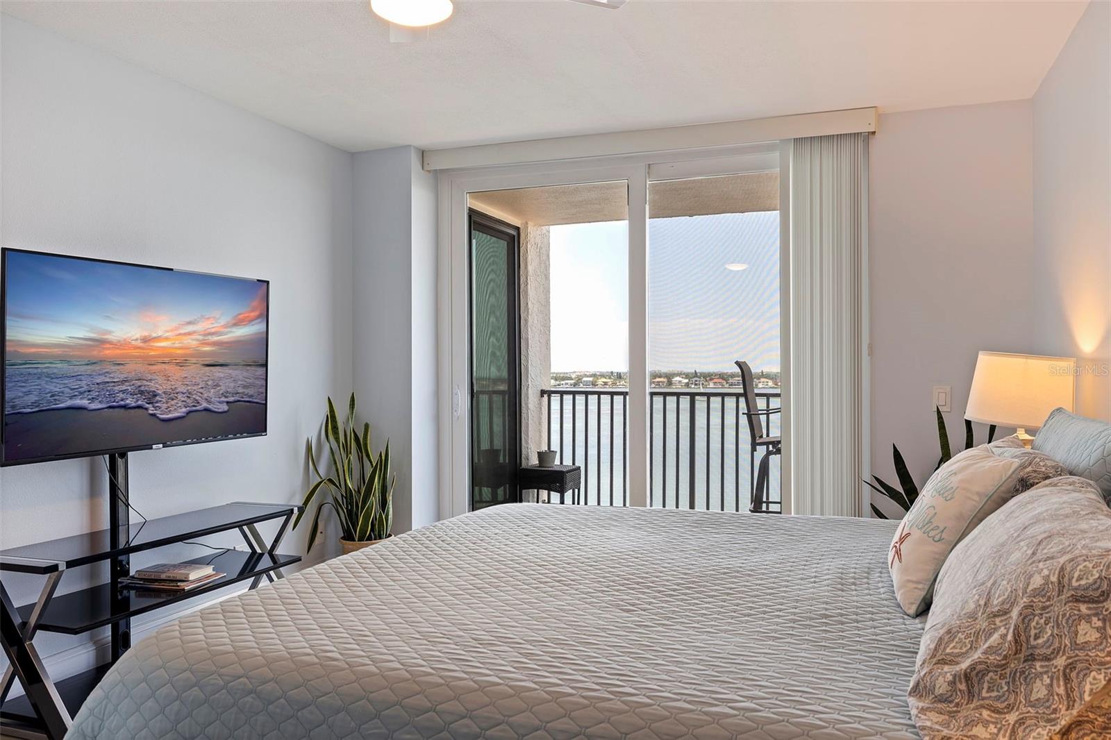 6287 BAHIA DEL MAR CIR #801, ST PETERSBURG, FL, 33715