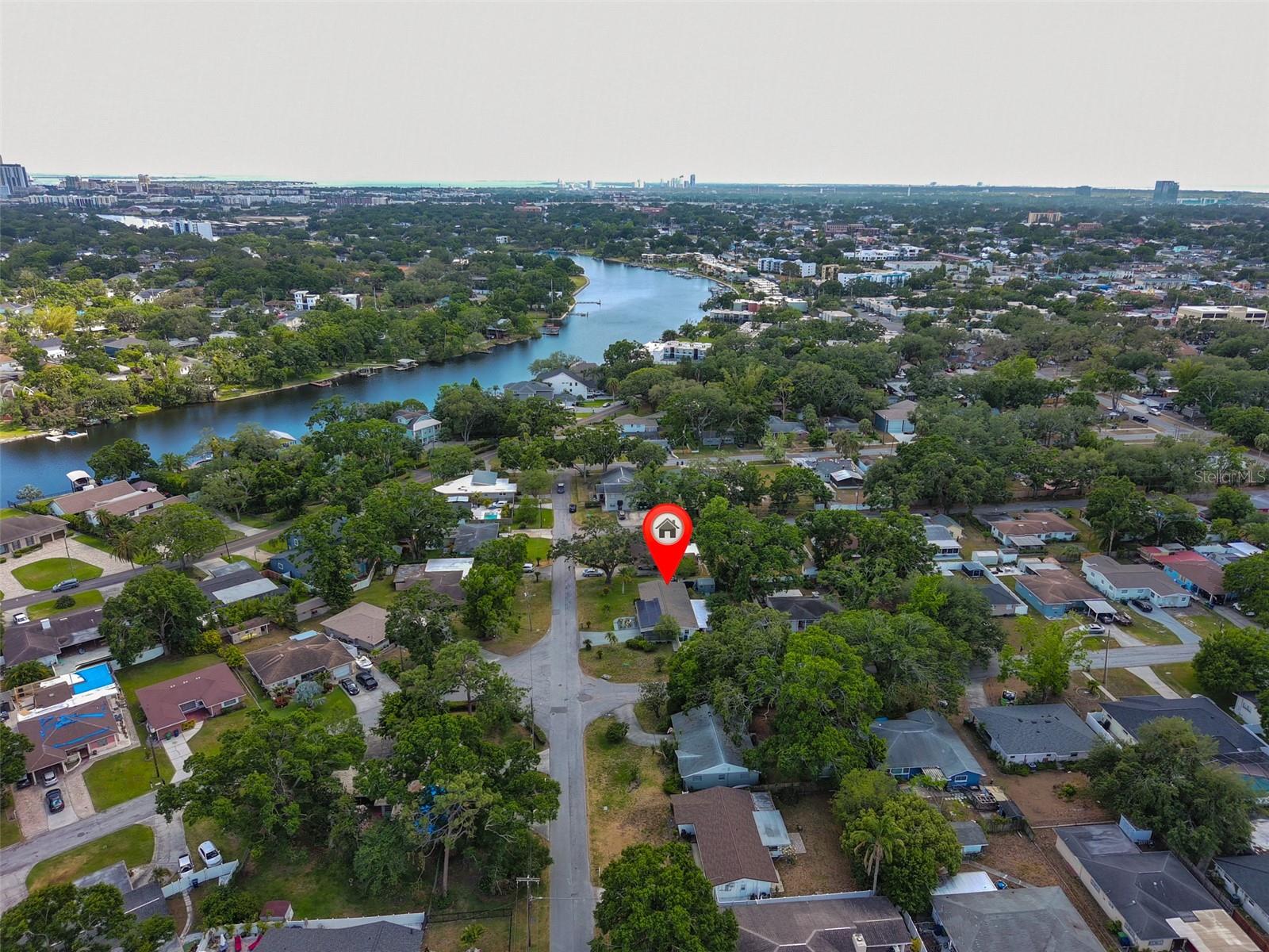 4130 N ALBANY AVE, TAMPA, FL, 33607