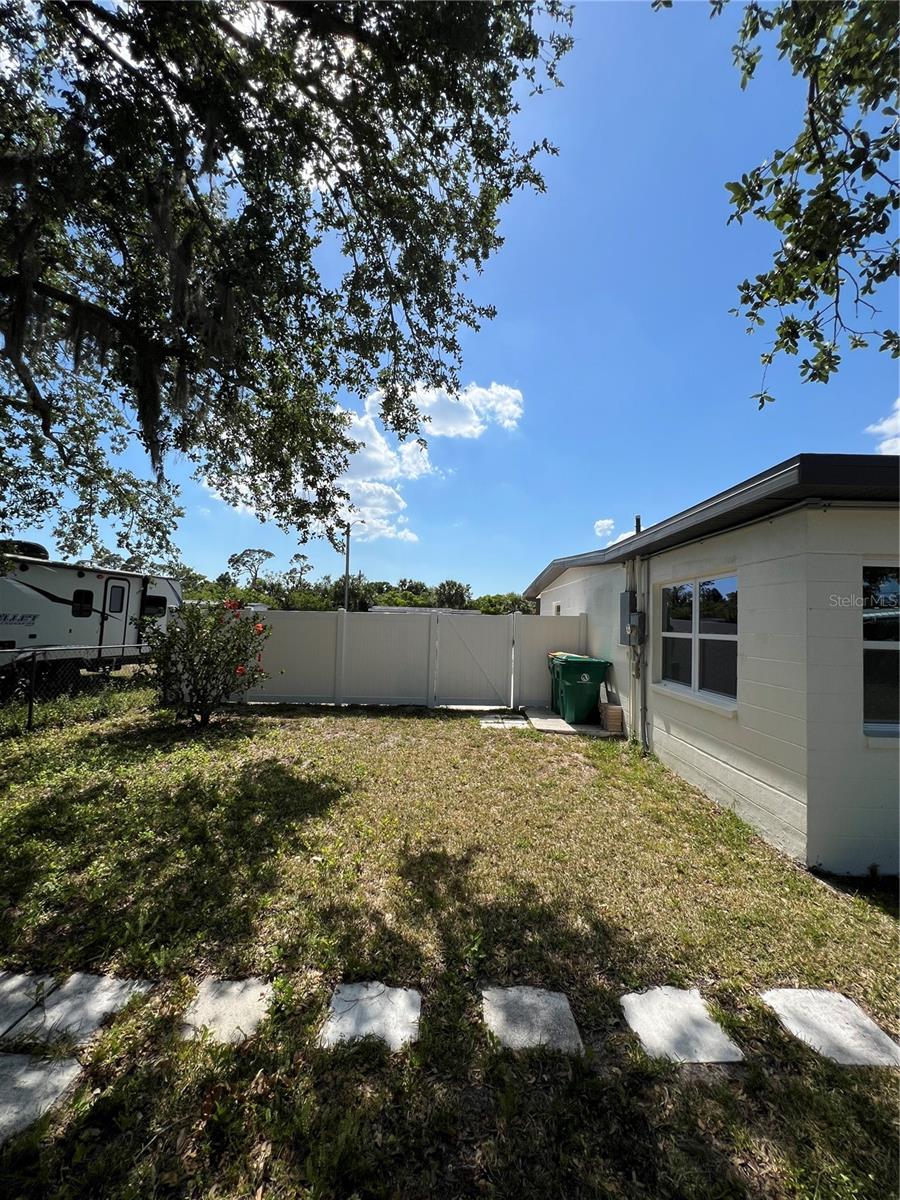 2304 EDNOR ST, PORT CHARLOTTE, FL, 33952