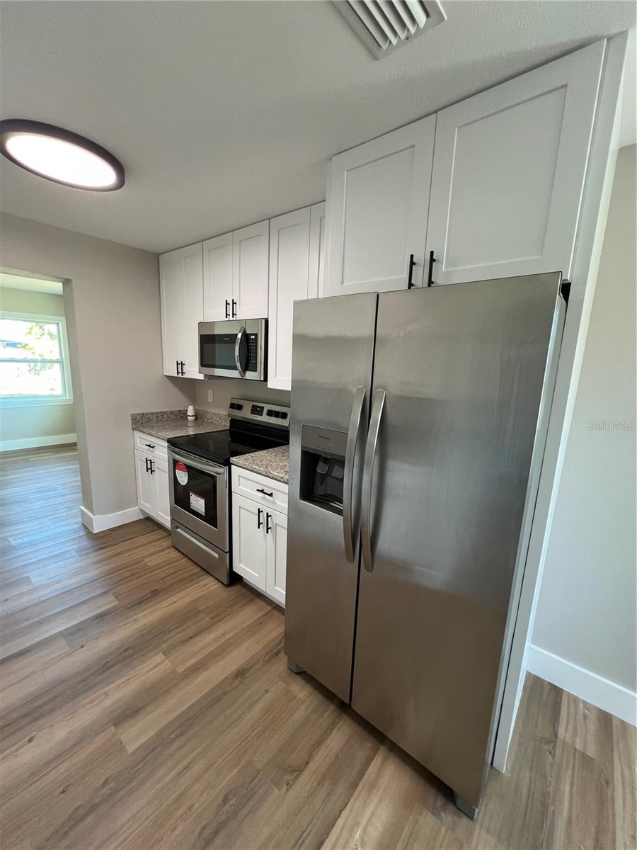 2304 EDNOR ST, PORT CHARLOTTE, FL, 33952