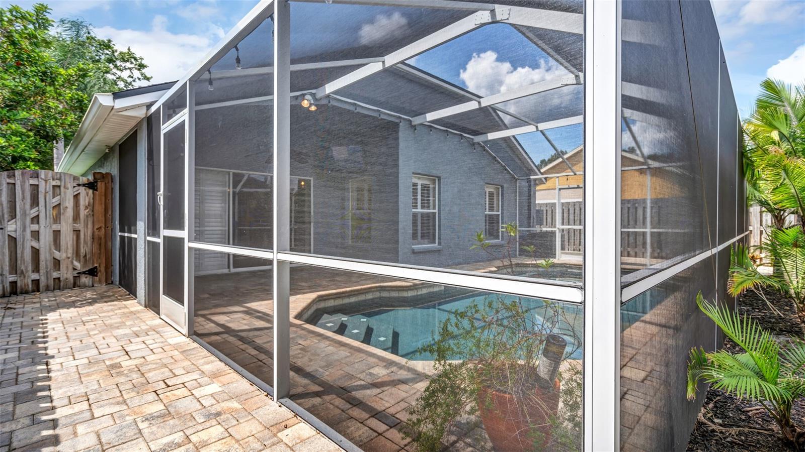 9918 HARTWELL BRIDGE CIR, TAMPA, FL, 33626