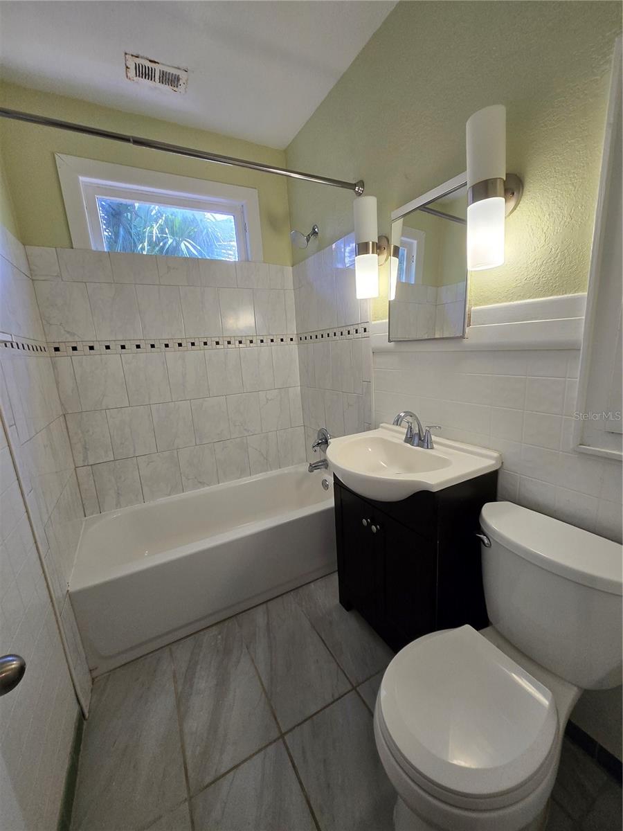 924 SW 5TH AVE #C, GAINESVILLE, FL, 32601