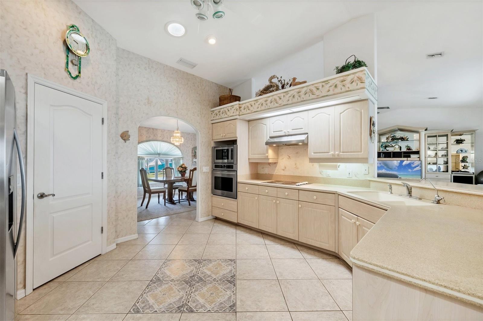 12445 KROME AVE, PORT CHARLOTTE, FL, 33981