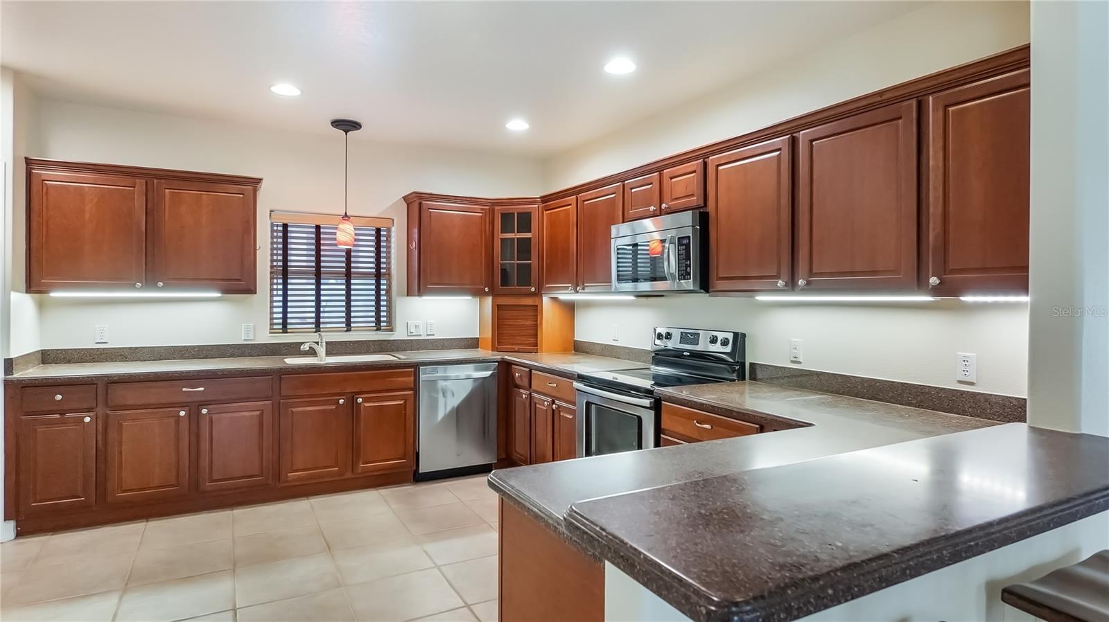 16608 W CITRUS PKWY, CLERMONT, FL, 34714