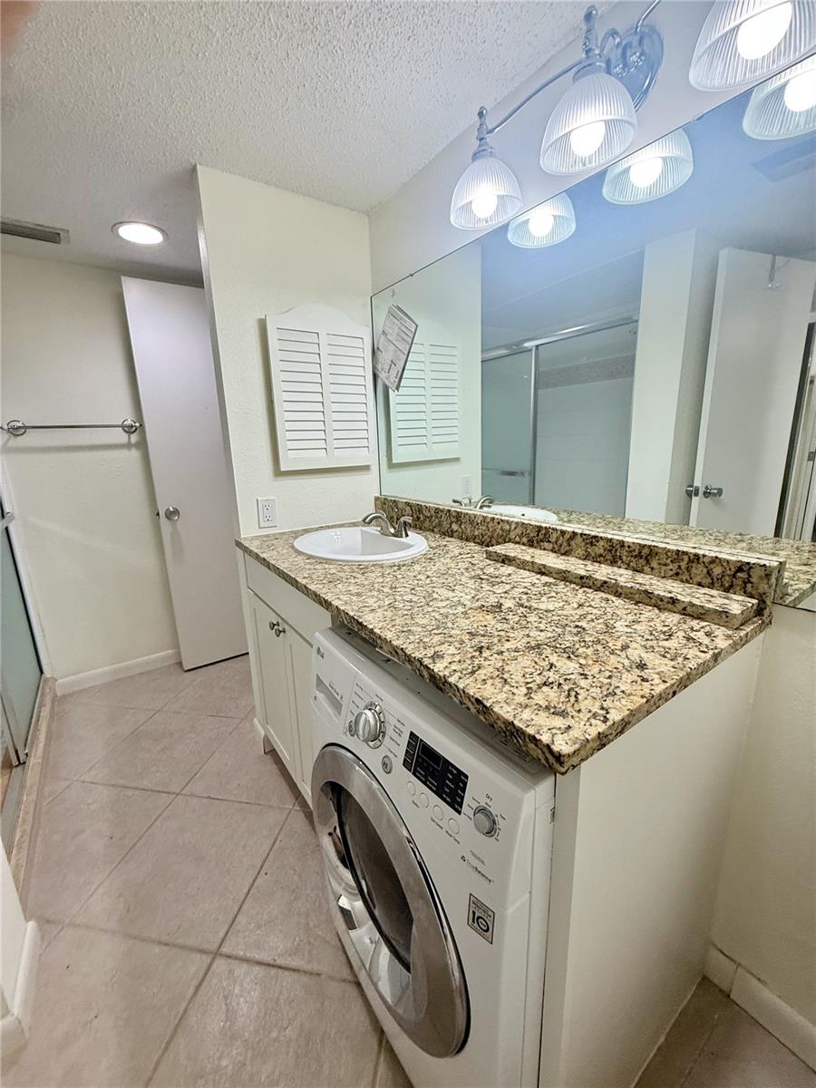 3700 S OSPREY AVE #113, SARASOTA, FL, 34239