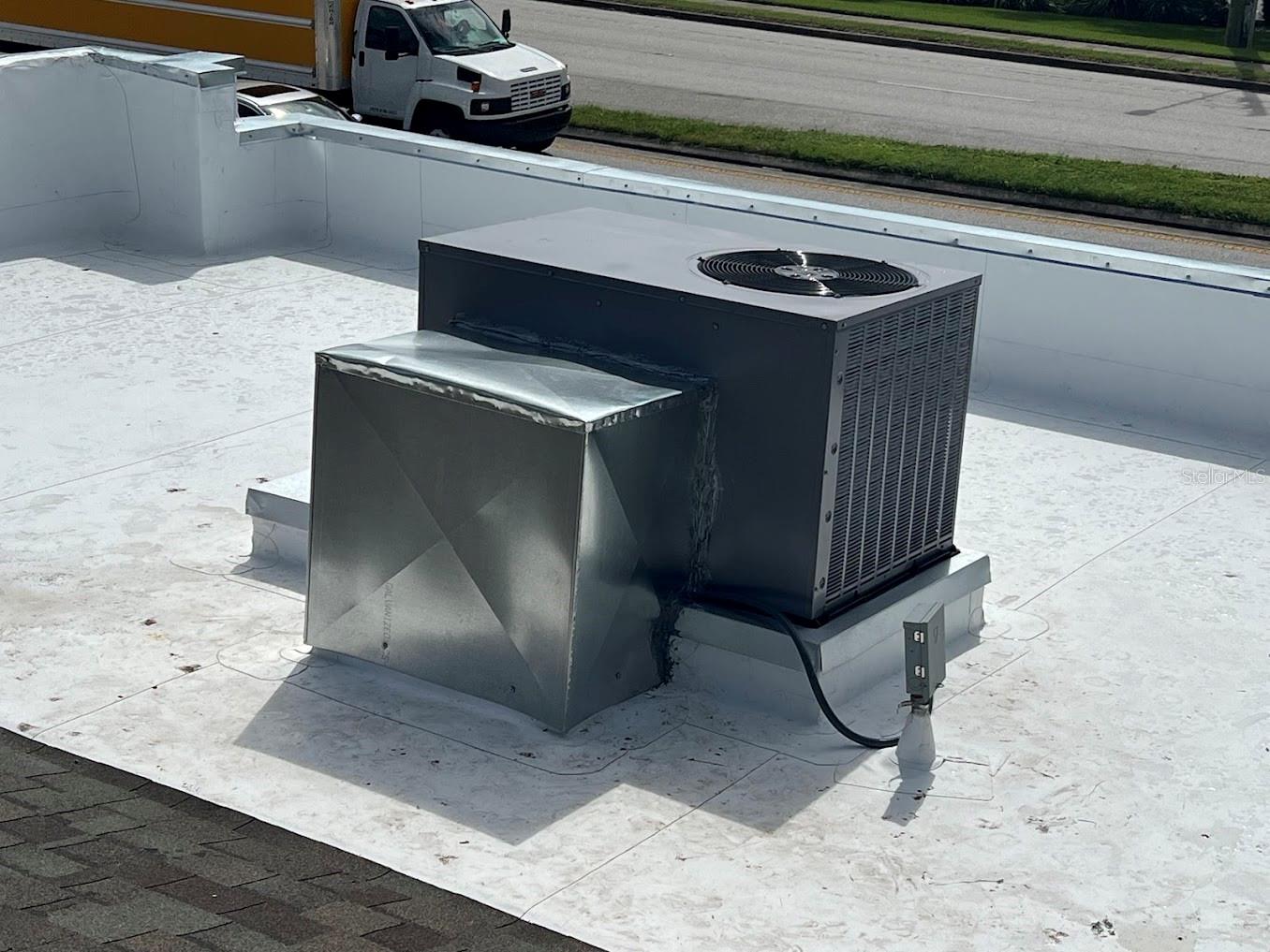 2470 SUNSET POINT RD #2470, CLEARWATER, FL, 33765