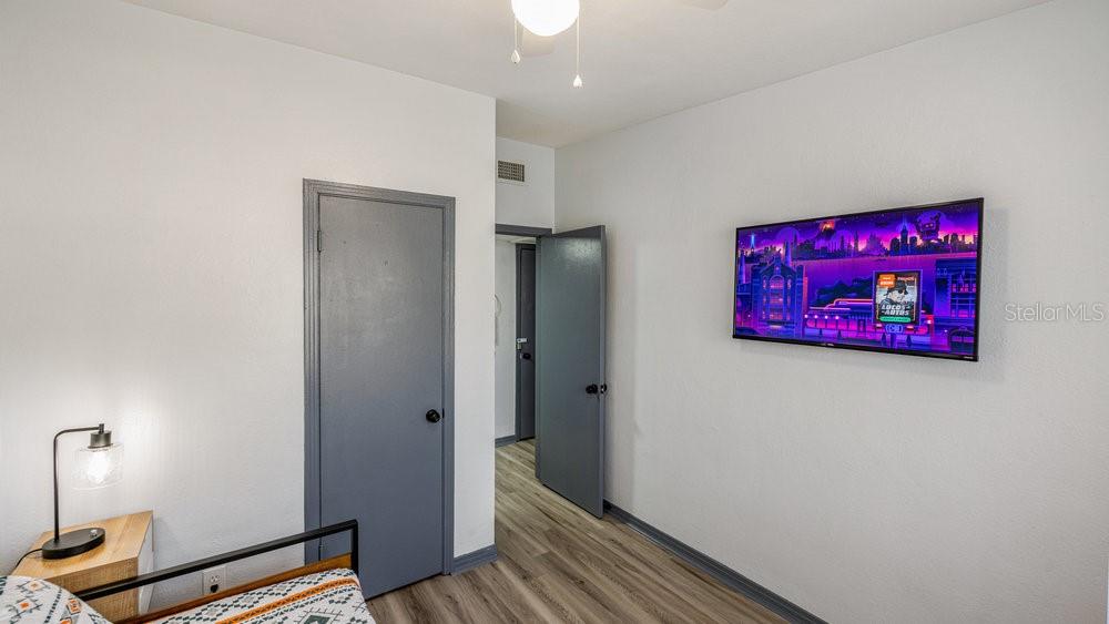 1406 CONWAY RD, ORLANDO, FL, 32812