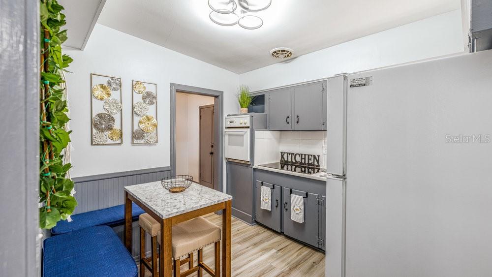 1406 CONWAY RD, ORLANDO, FL, 32812