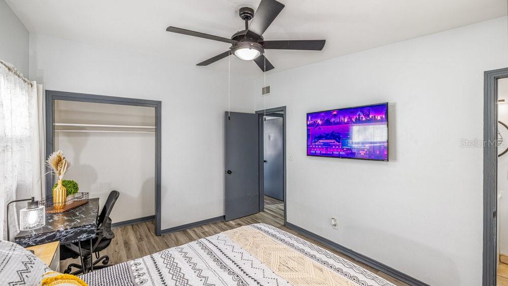 1406 CONWAY RD, ORLANDO, FL, 32812