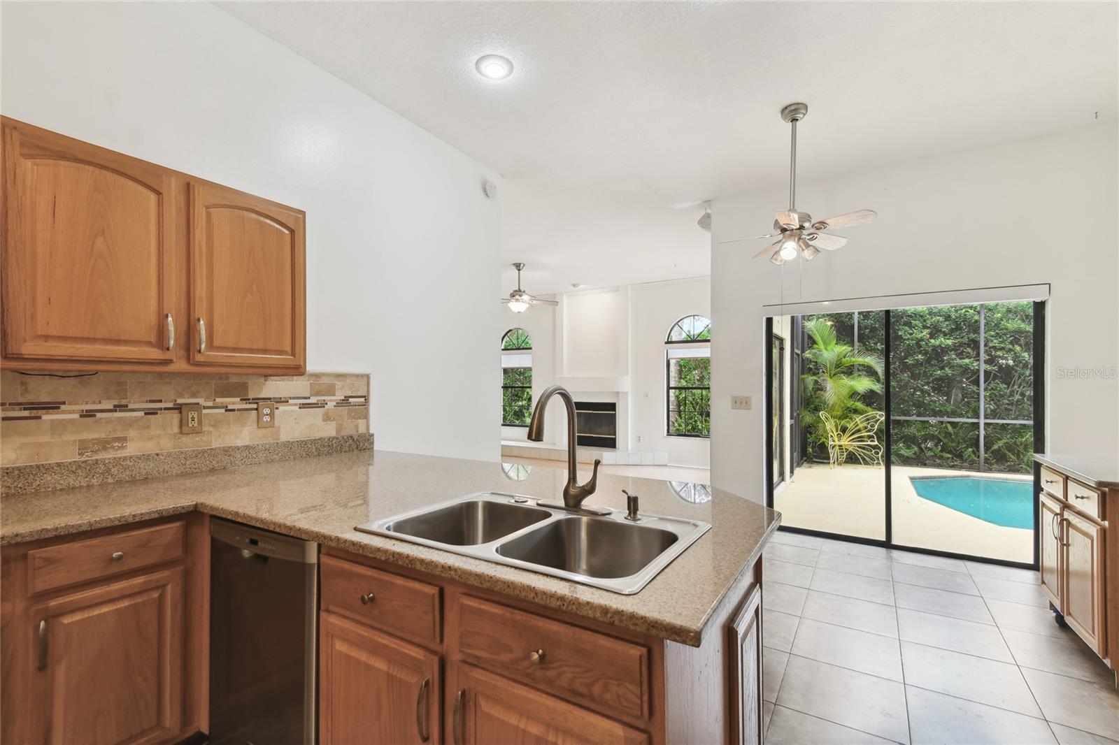 1831 STABLE TRL, PALM HARBOR, FL, 34685