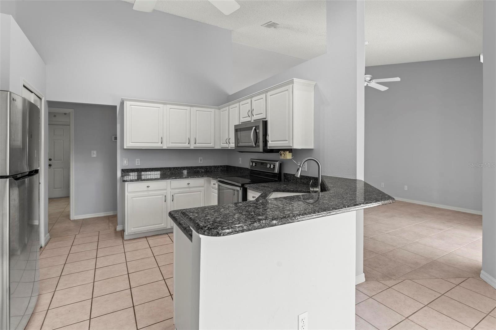 25316 CRESTWATER DR, LEESBURG, FL, 34748