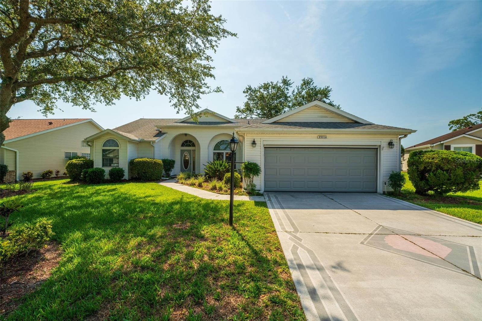 25316 CRESTWATER DR, LEESBURG, FL, 34748